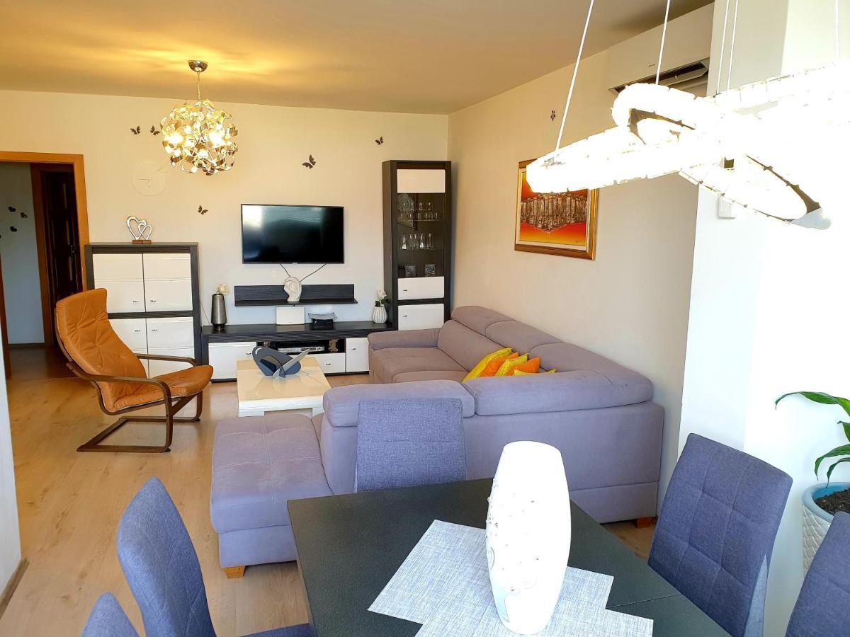 Lav Apartamento Rovinj Exterior foto
