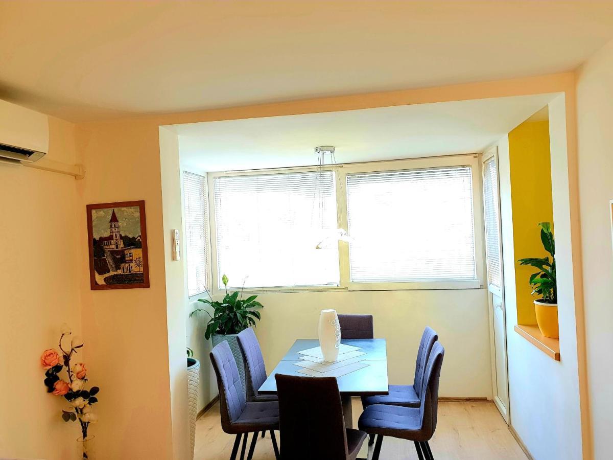 Lav Apartamento Rovinj Exterior foto